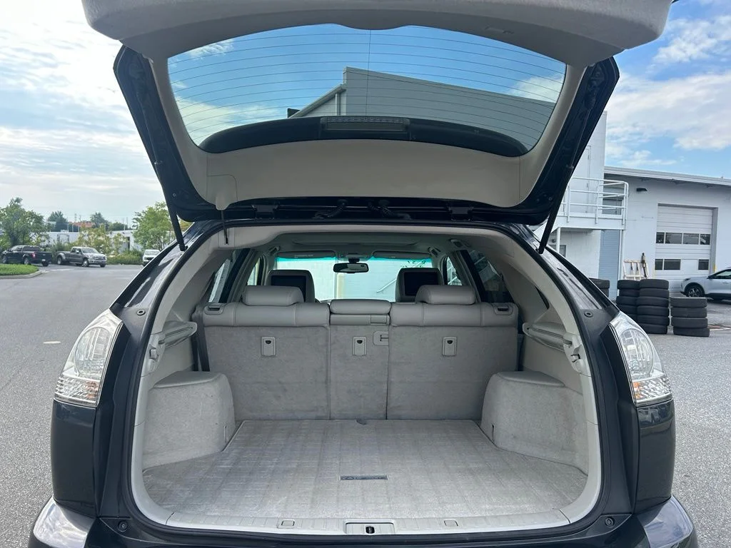 Used 2009 Gray Lexus 350 image 17
