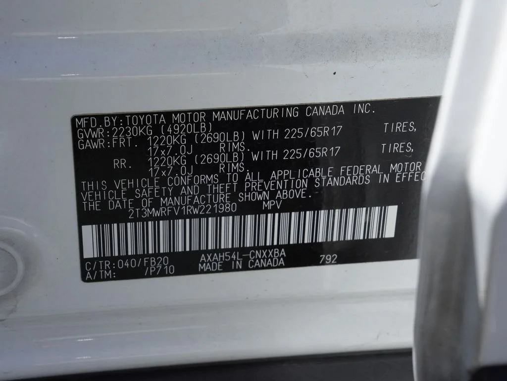Used 2024 White Toyota LE image 33
