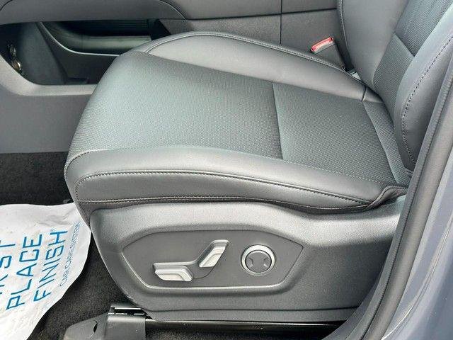 New 2026 Gray Hyundai SEL AWD image 10