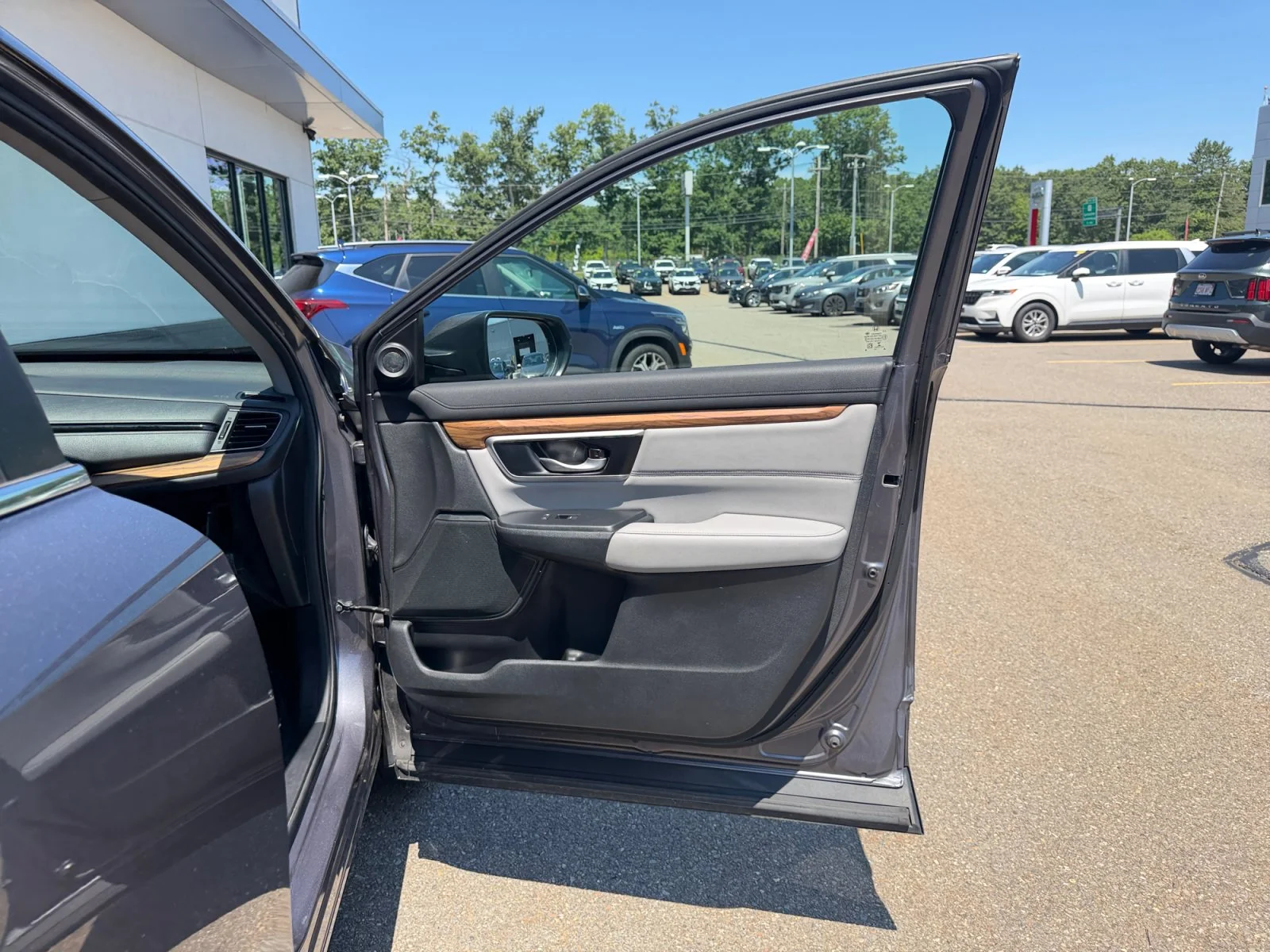 Used 2020 Gray Honda EX-L image 33