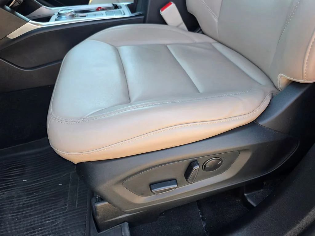 Used 2021 Gray Ford XLT image 12