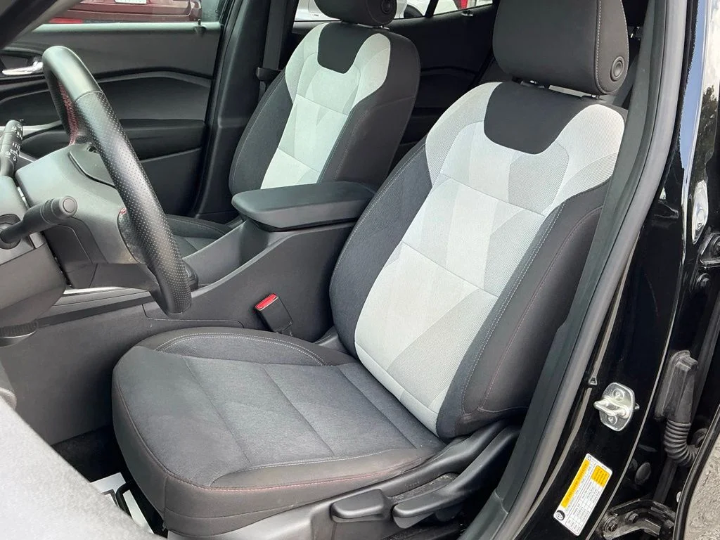 Used 2024 Black Chevrolet 1RS image 39