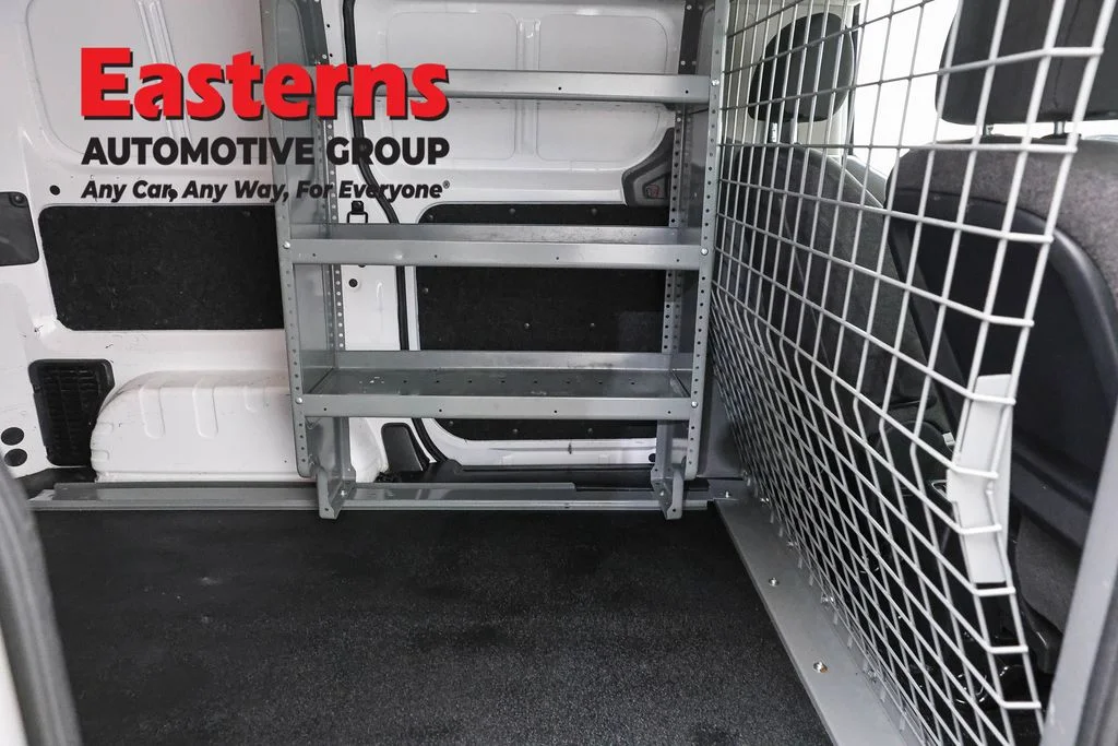 Used 2020 White Nissan SV image 21