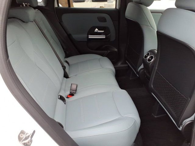 New 2026 White Mercedes-Benz GLA 250 image 20