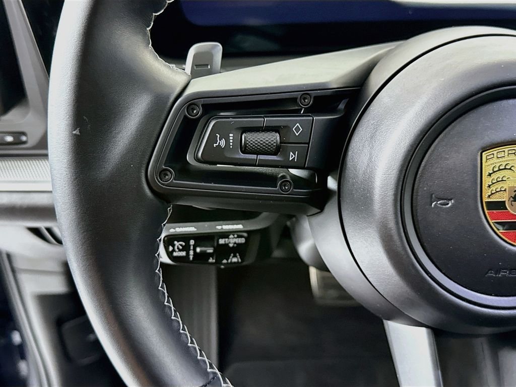 Used 2024  Porsche S image 11