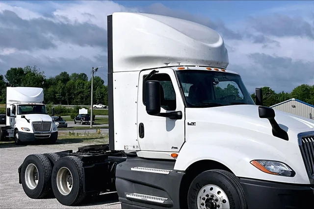 2021 International LT625 6x4 