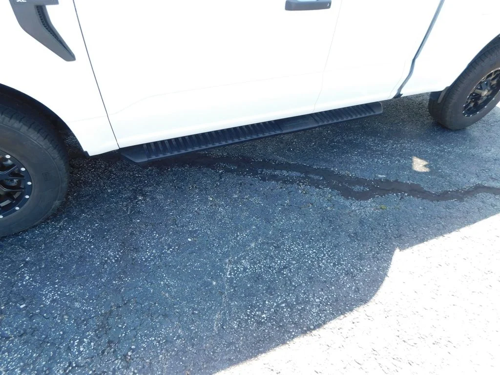 Used 2022 White Ford XL image 14