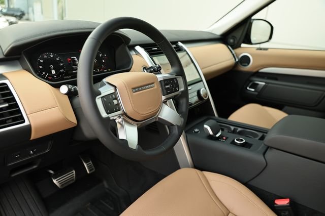 New 2026 Carpathian Grey Land Rover  Tempest Edition image 30