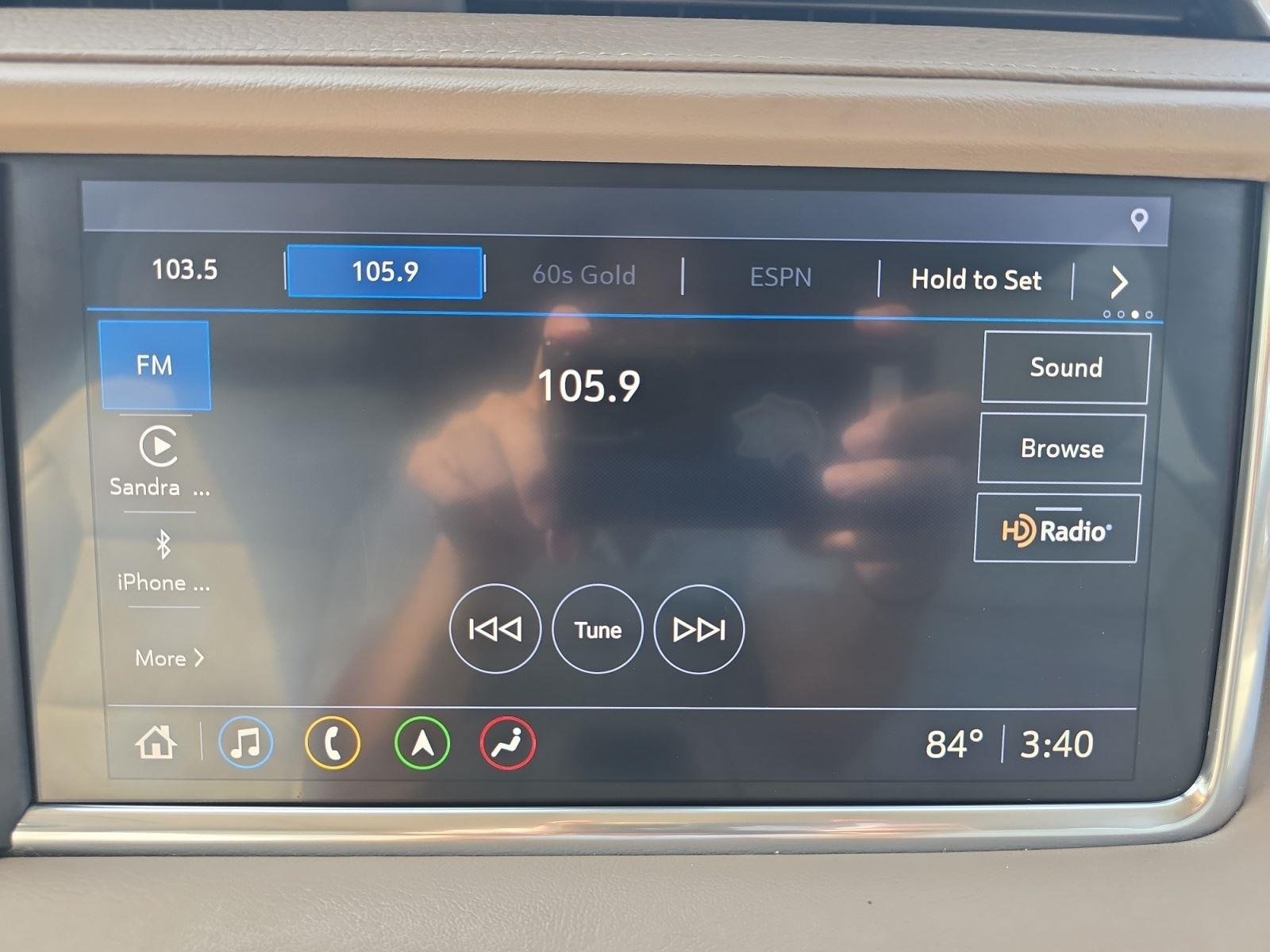 Used 2021 White Frost Tricoat GMC Denali image 18