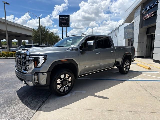Used 2025 Sterling Metallic GMC Denali image 3