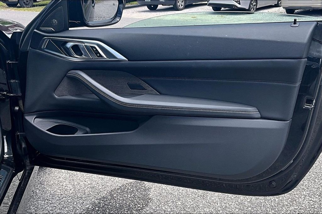 Used 2023 Black BMW M440i image 27