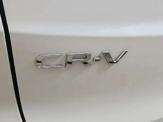 Used 2025 White Honda LX image 9