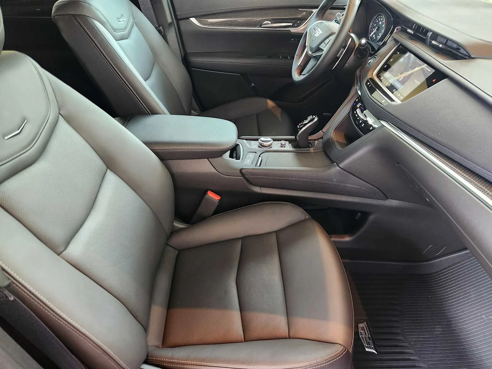 New 2026 Argent Silver Metallic Cadillac Sport image 9