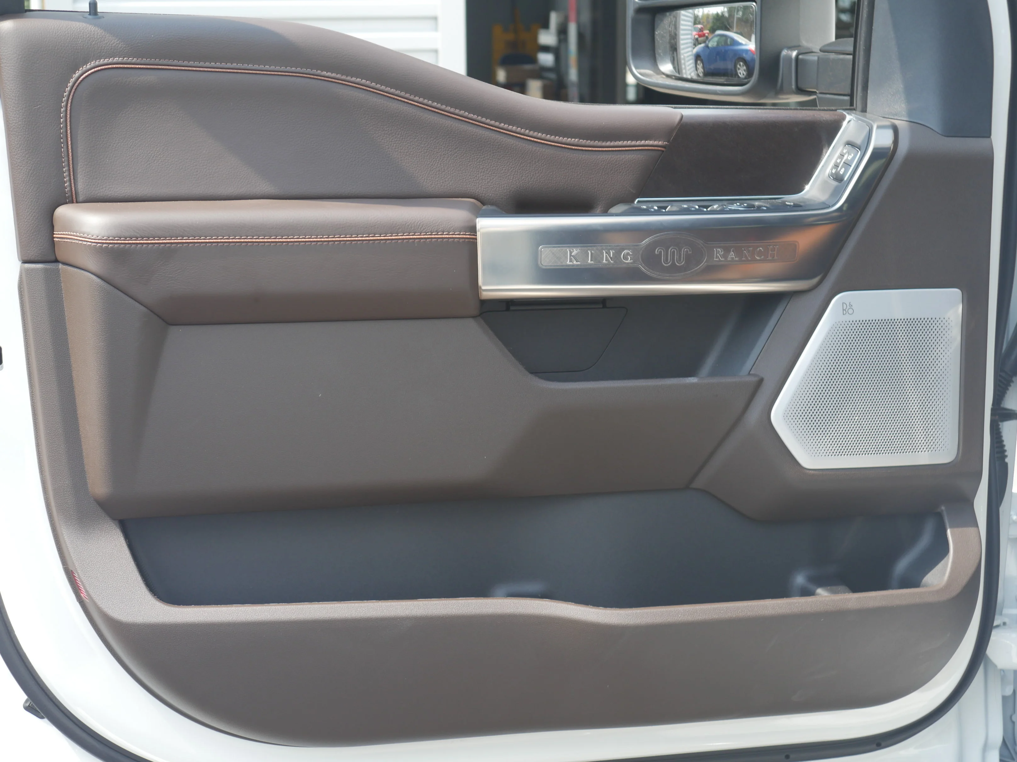 New 2026 STAR WHITE Ford King Ranch image 42