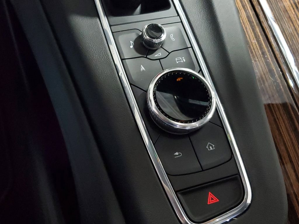 2021 Cadillac Escalade Premium Luxury - Photo 32
