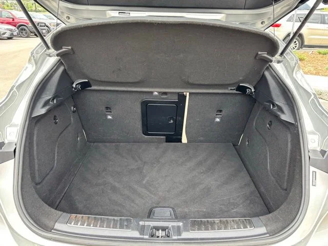 Used 2017 Silver INFINITI Premium image 18