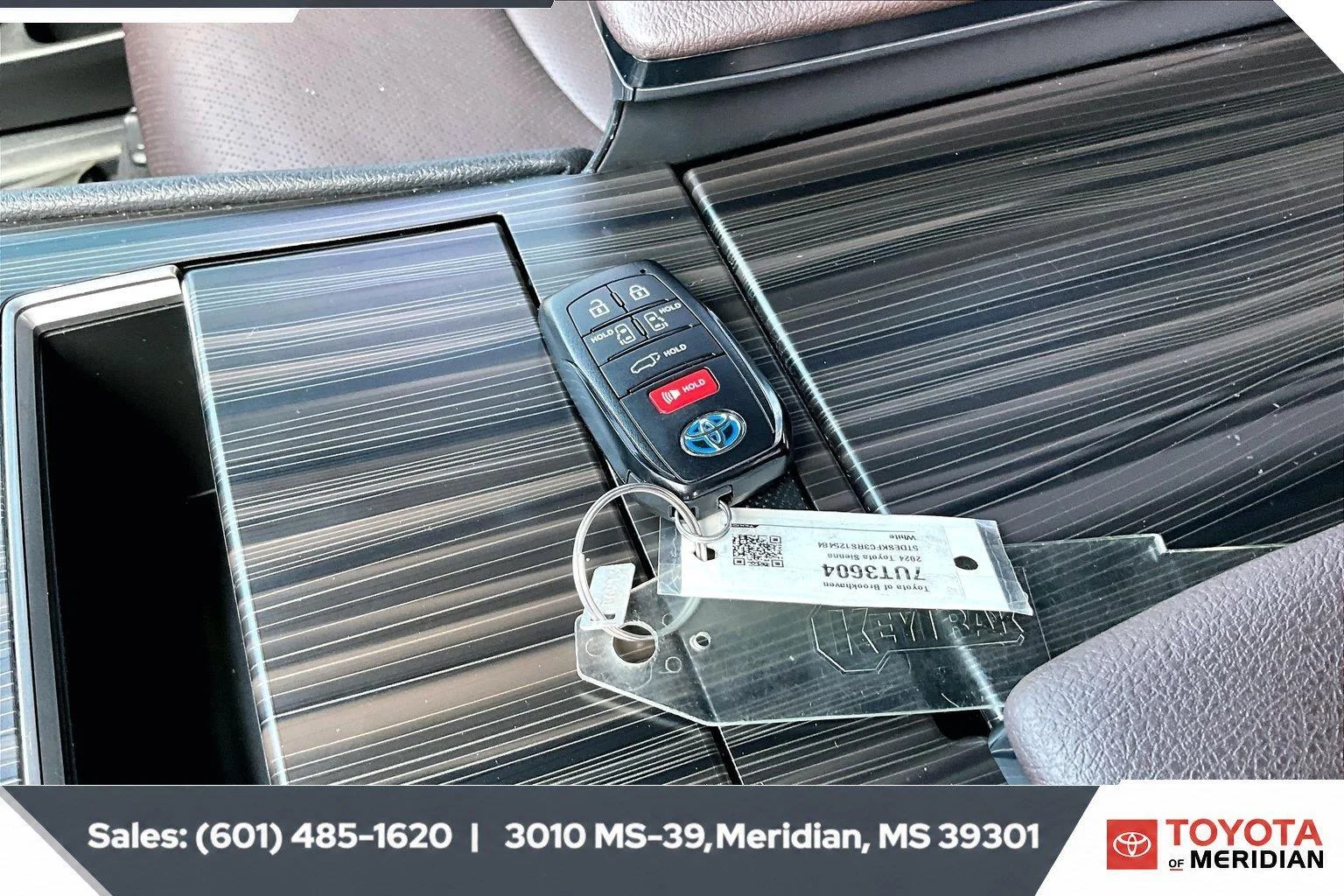Used 2024 Windchill Pearl Toyota Platinum image 9