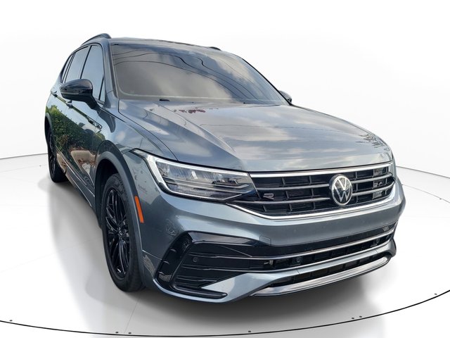 2022 Volkswagen Tiguan SE R-Line Black