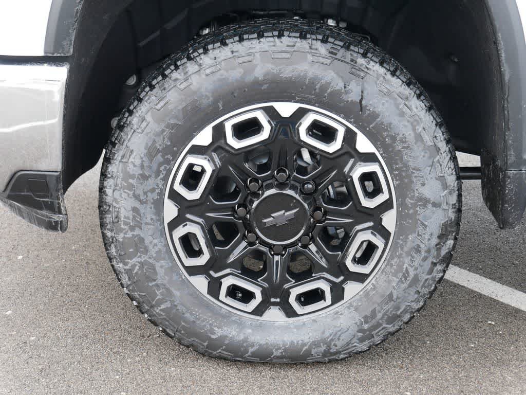 2026 Chevrolet Silverado 3500 HD LT - Photo 11