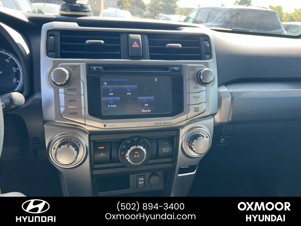 Used 2016 Super White Toyota SR5 image 14
