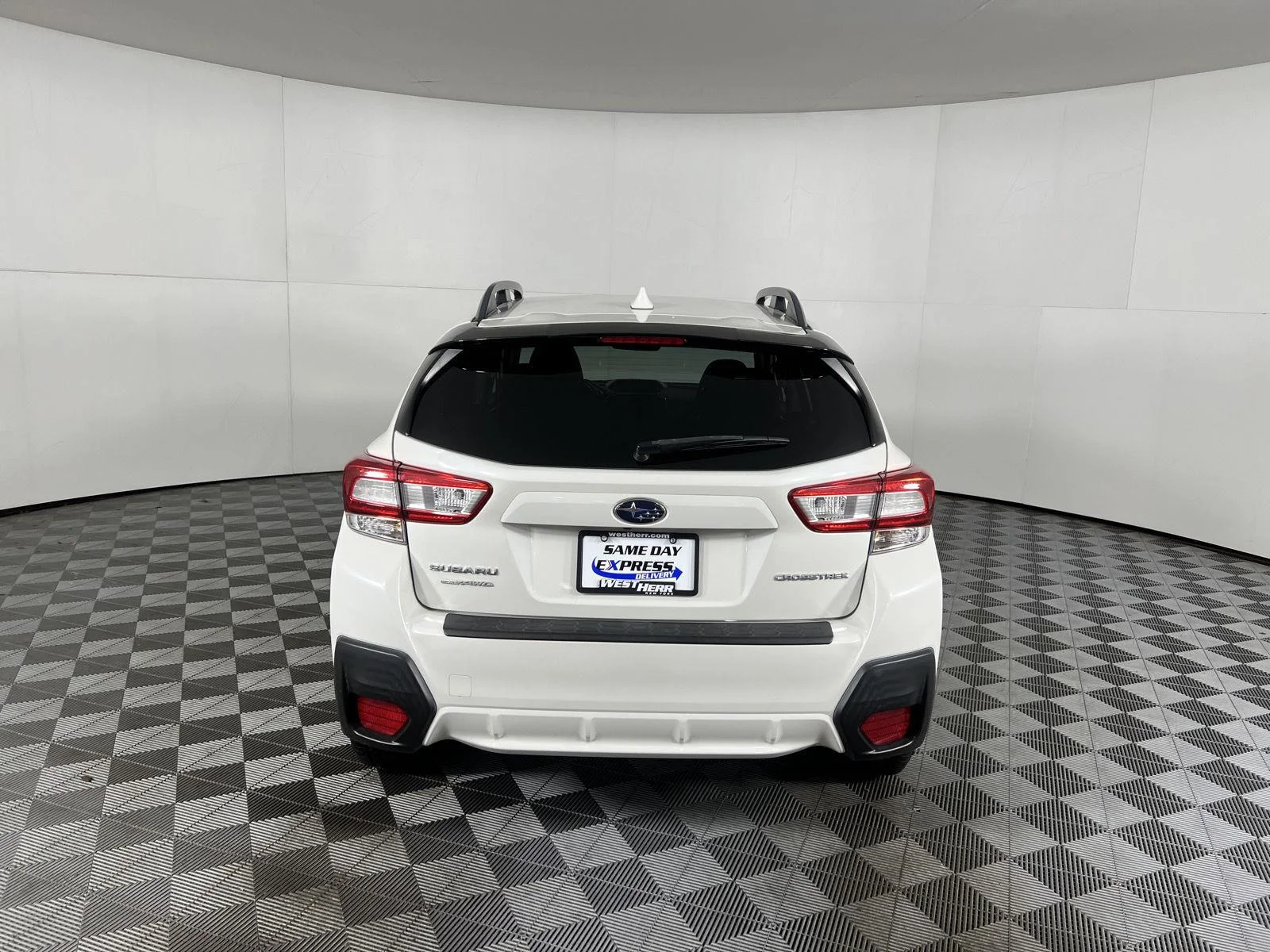 Used 2019 Crystal White Pearl Subaru Premium image 10