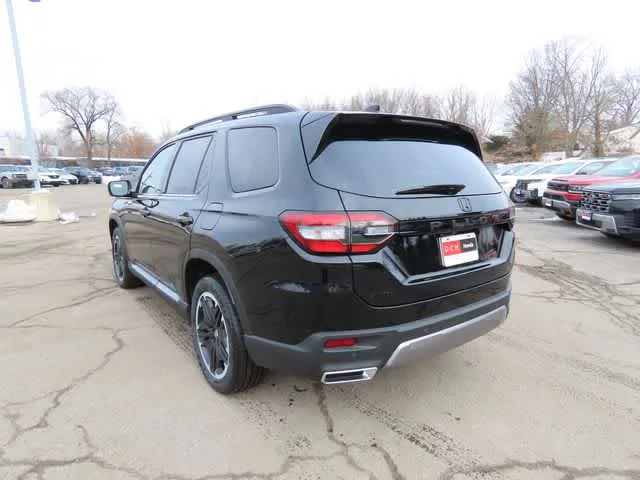 New 2026 Crystal Black Pearl Honda Touring S image 4
