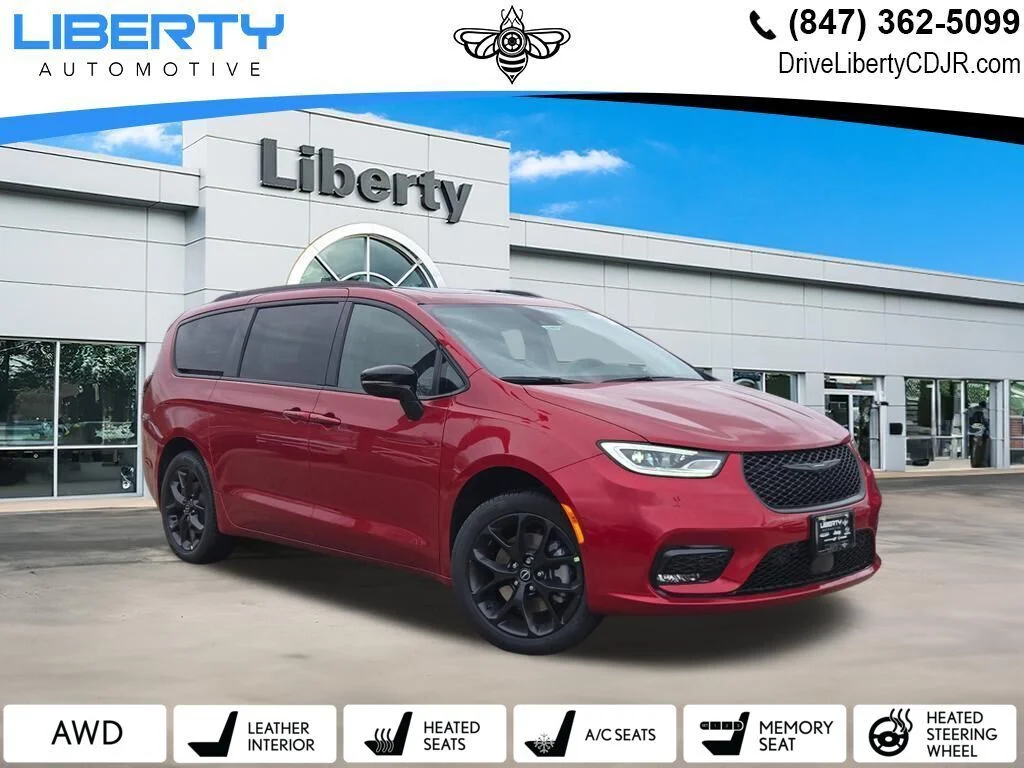 2026 Chrysler Pacifica Limited AWD's photo