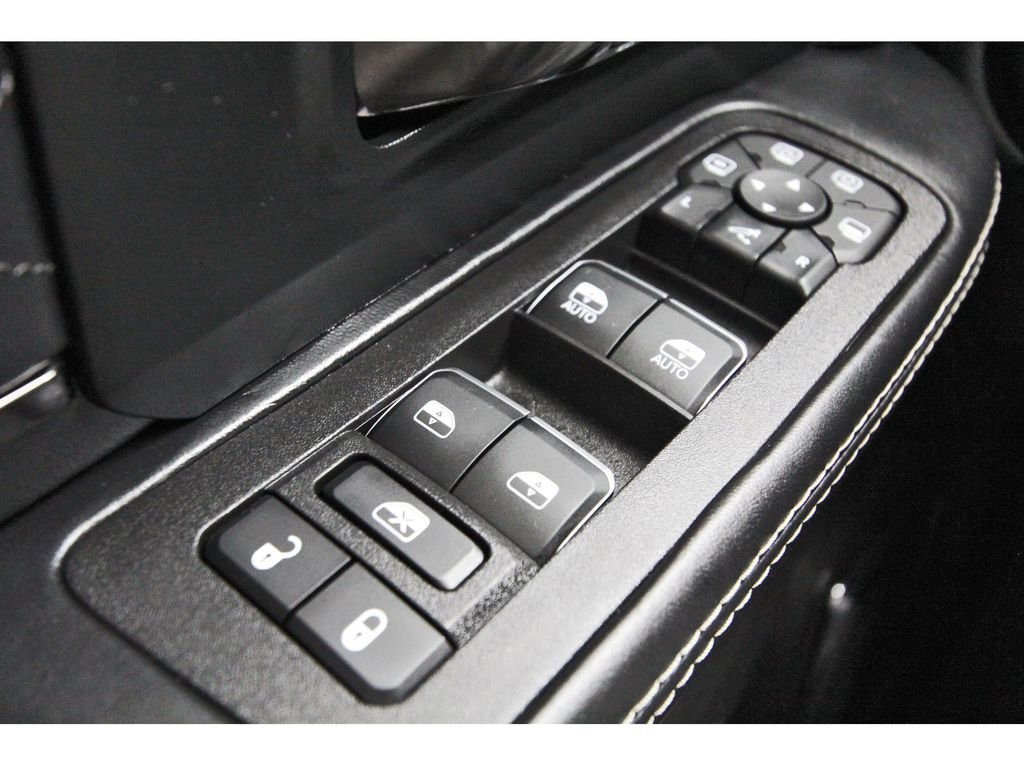 Used 2025 Black Ram Limited image 23