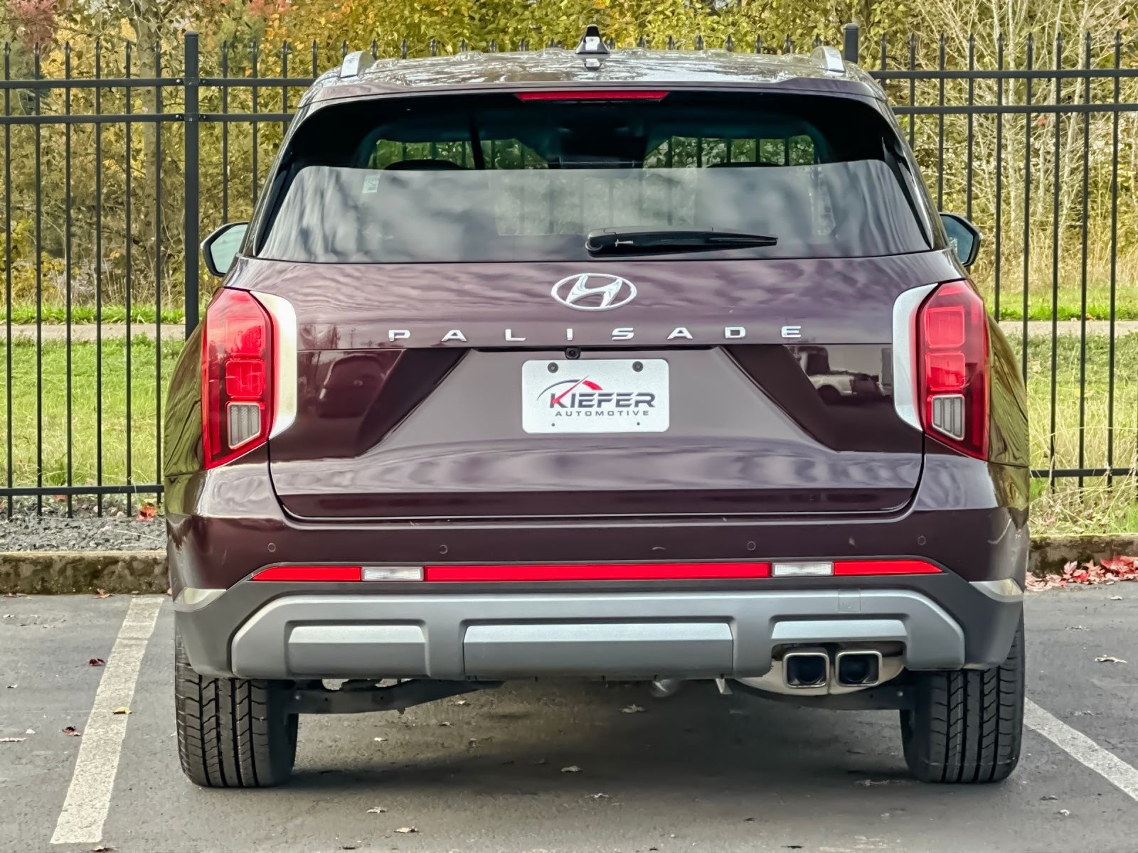 Used 2024 Red Hyundai SEL image 5