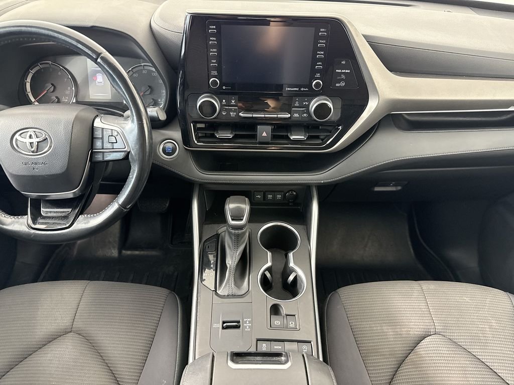 Used 2021 Blizzard Pearl Toyota LE image 14