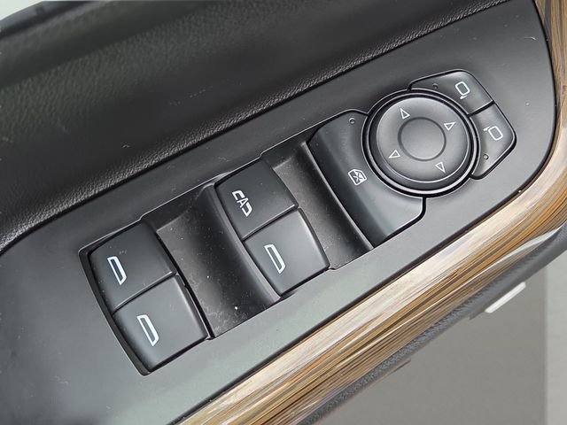 Used 2023 Sterling Metallic GMC SLE image 22