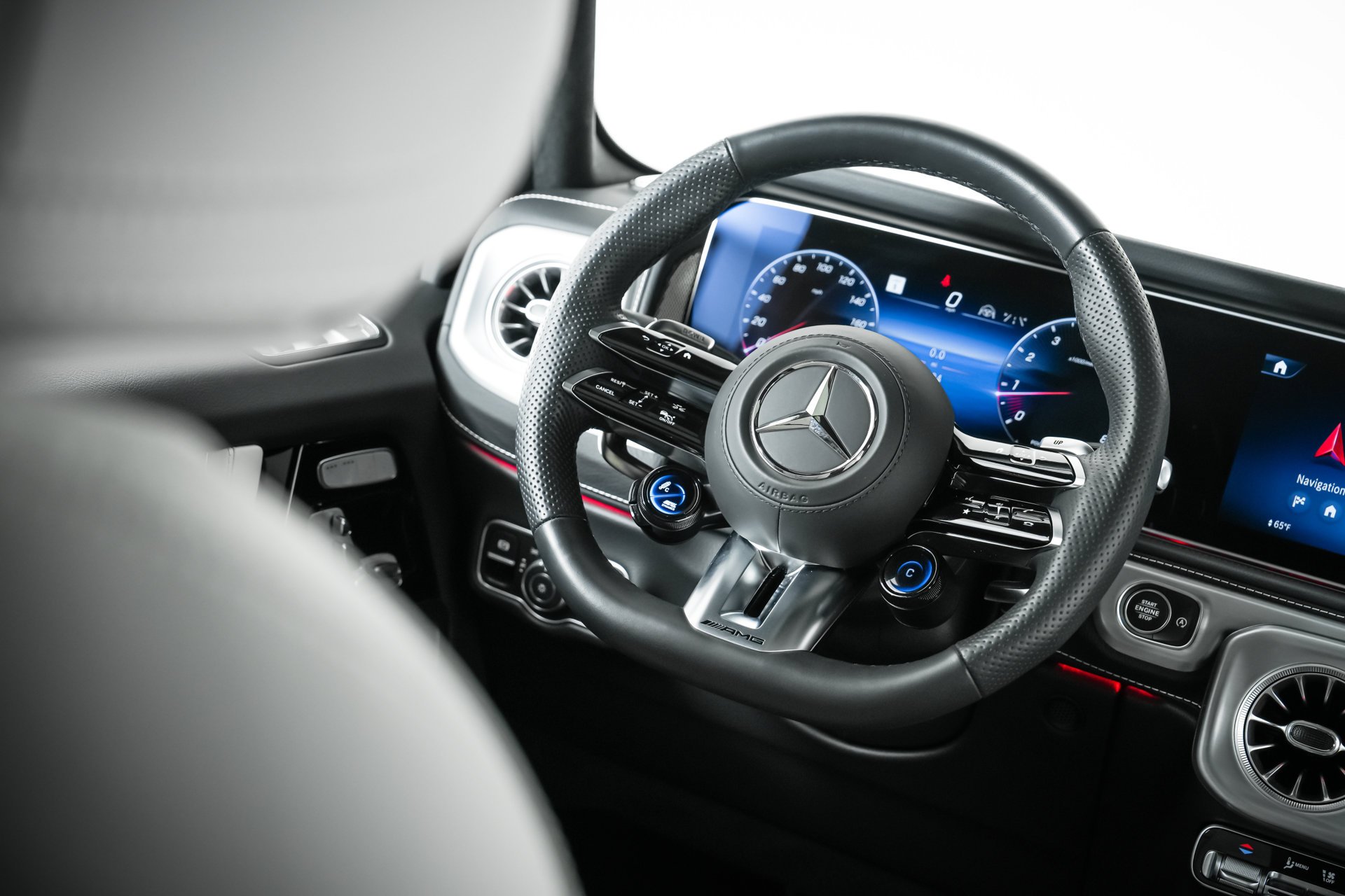 Used 2025  Mercedes-Benz G 63 AMG® image 35