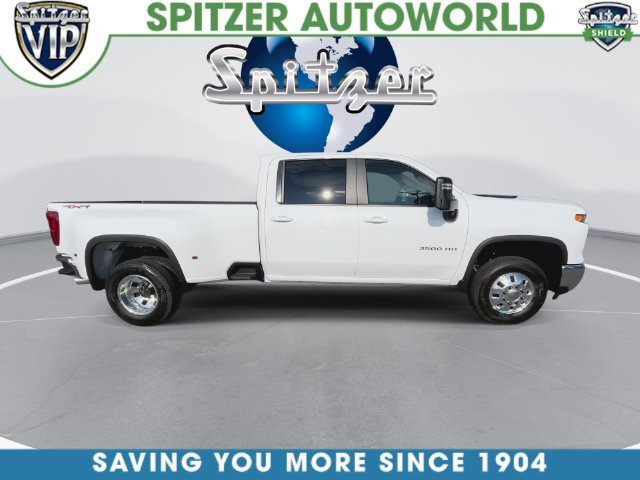 2026 Chevrolet Silverado 3500 HD photo 16 of 41