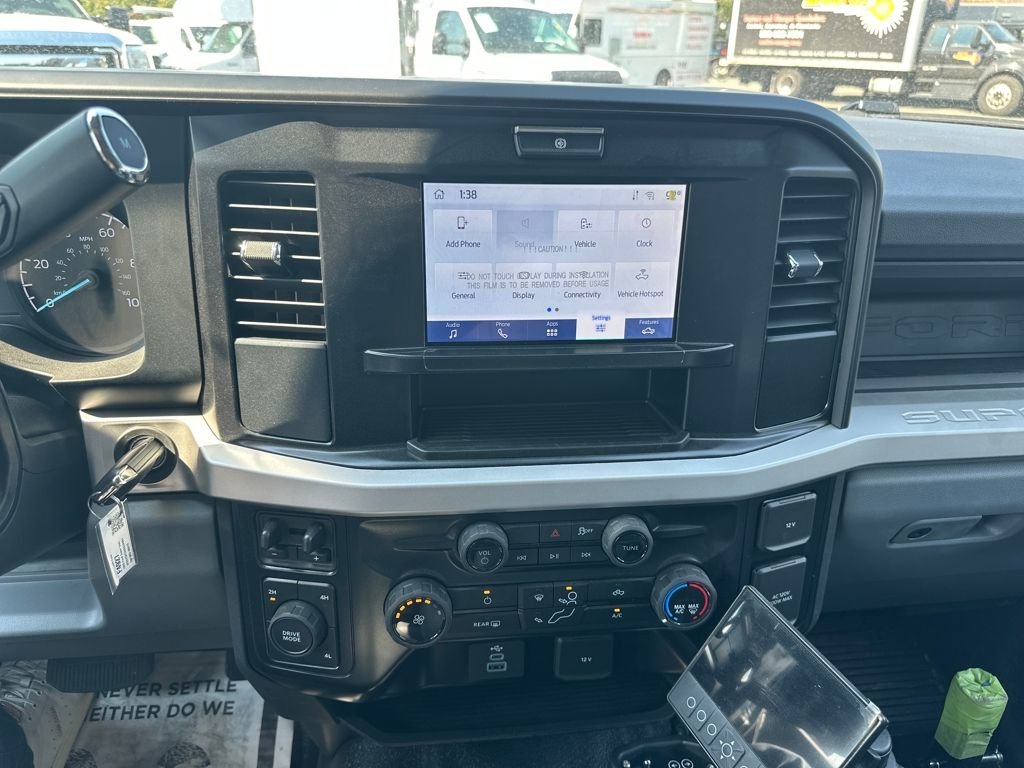 2025 Ford F-550 Super Duty Chassis Cab XL - Photo 31