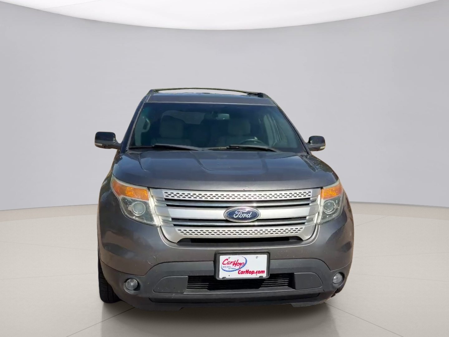 Used 2013 Gray Ford XLT image 2