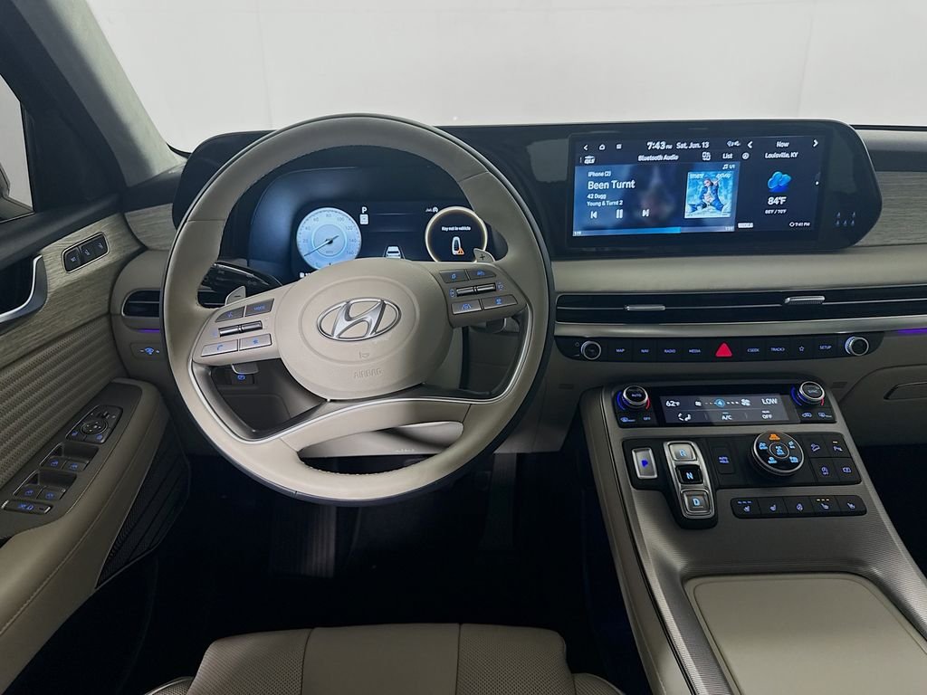 Used 2024 Abyss Black Pearl Hyundai Calligraphy image 23
