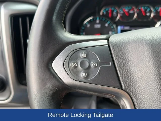 Used 2018 BLACK Chevrolet LT image 23