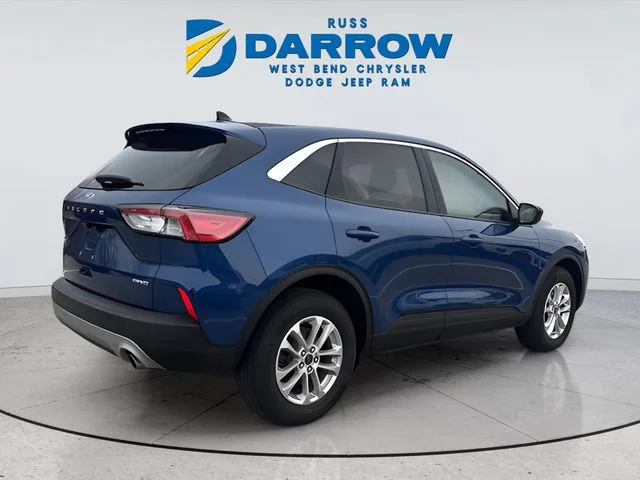 Used 2022 Blue Ford SE image 6
