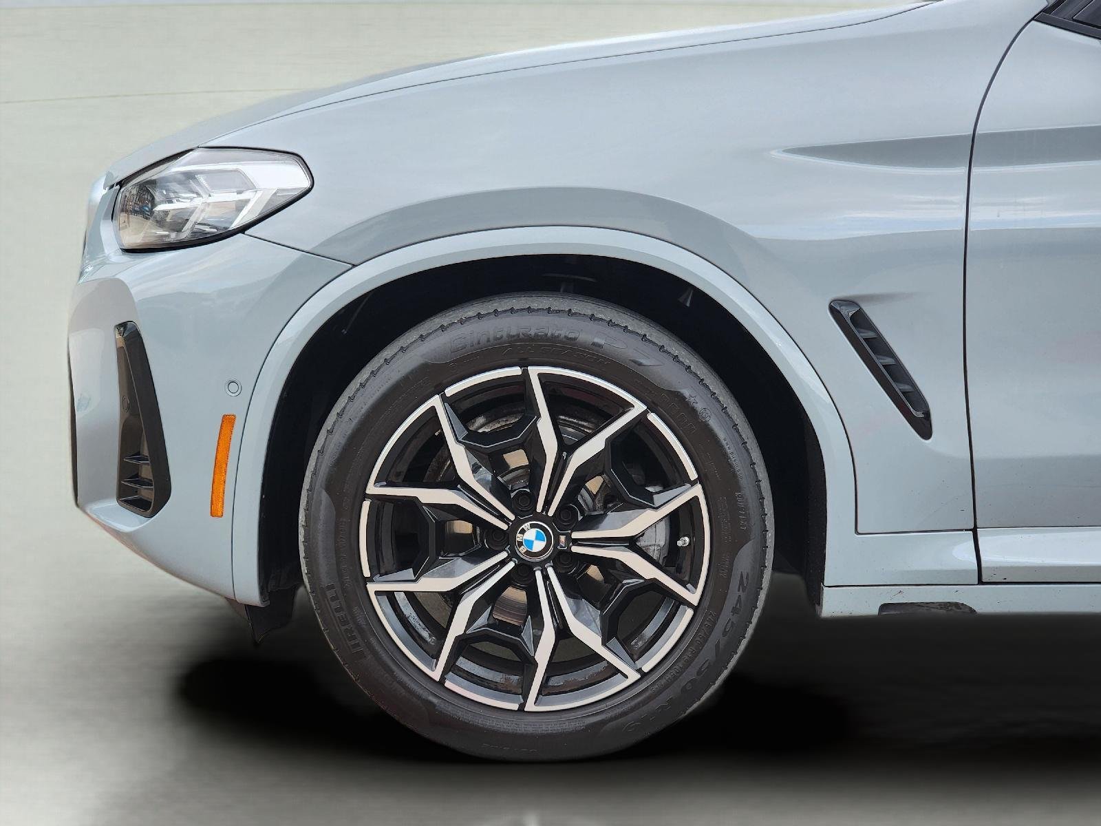 Used 2022 Brooklyn Grey Metallic BMW sDrive30i image 9