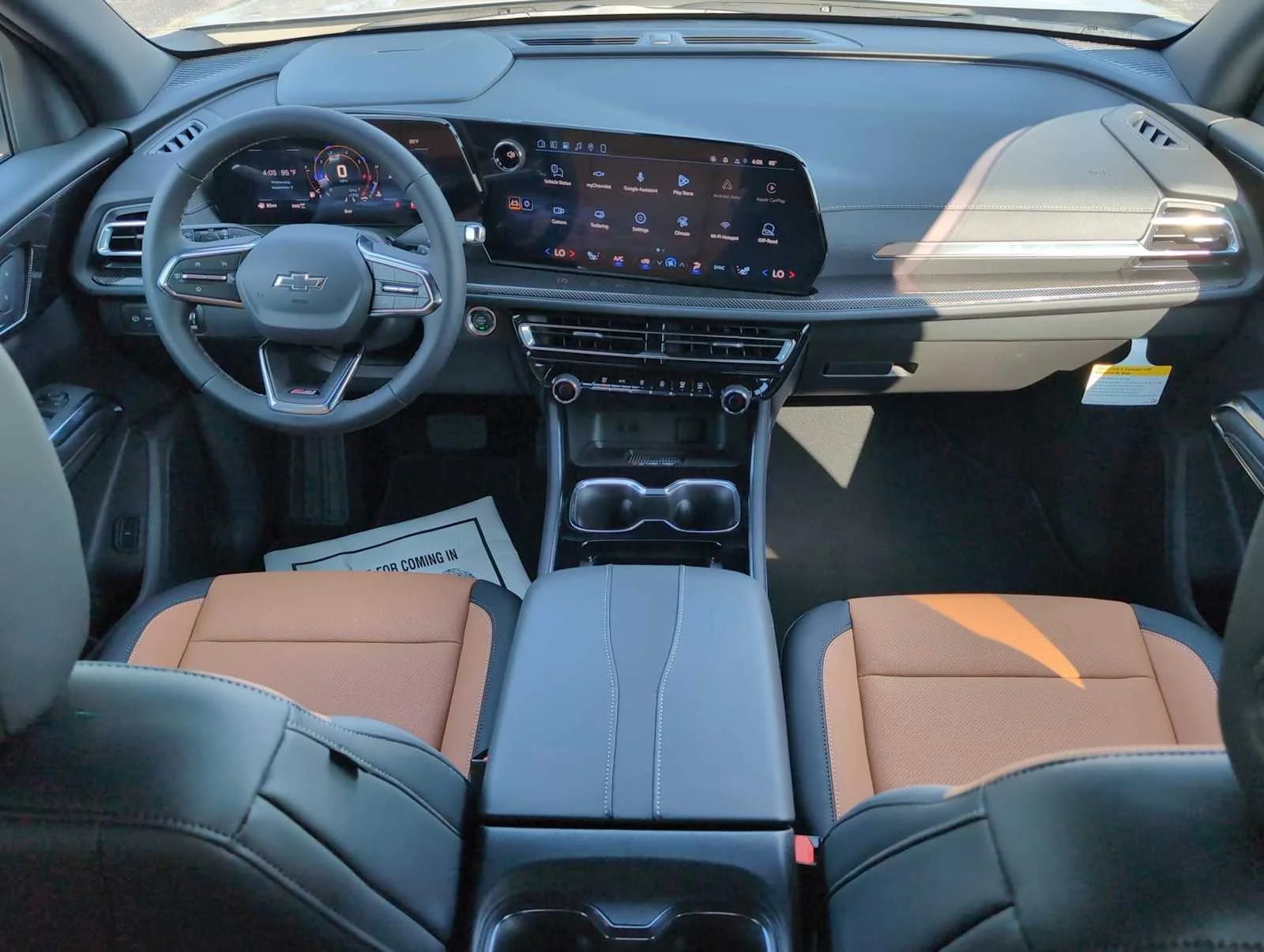 2027 Chevrolet Traverse Z71 - Photo 21