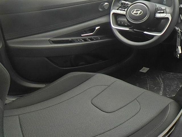 New 2026 Gray Hyundai SE image 36