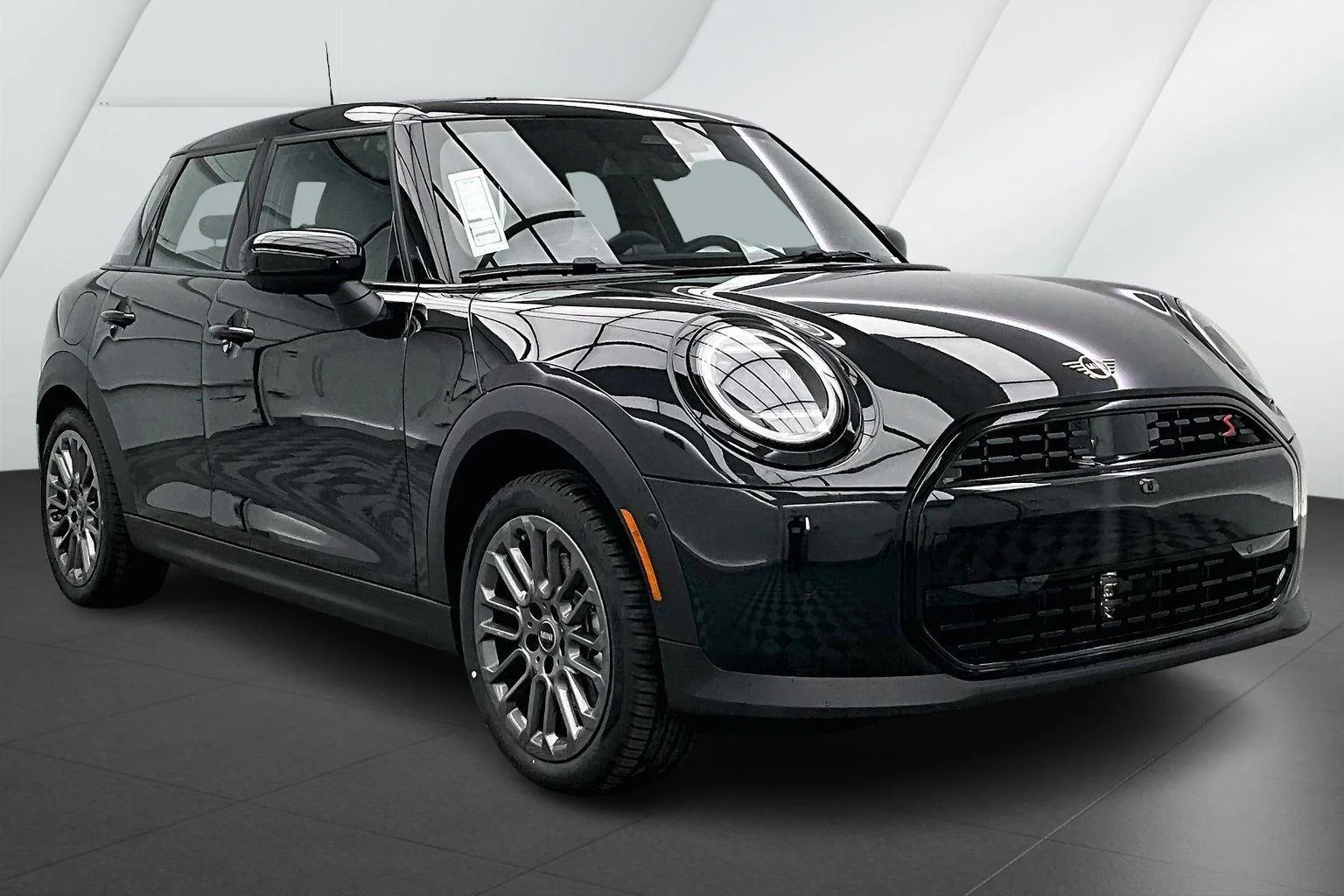2026 MINI Hardtop Cooper S's photo