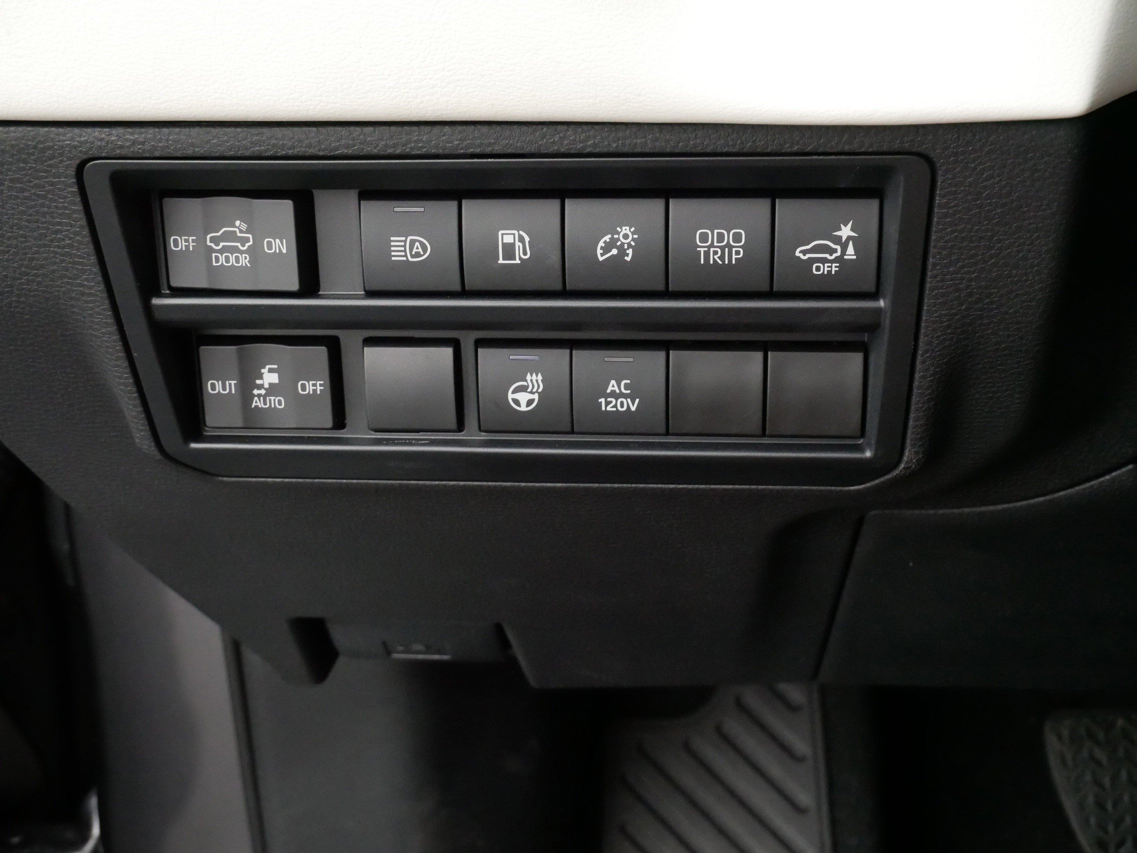2024 Toyota Tundra Capstone - Photo 28