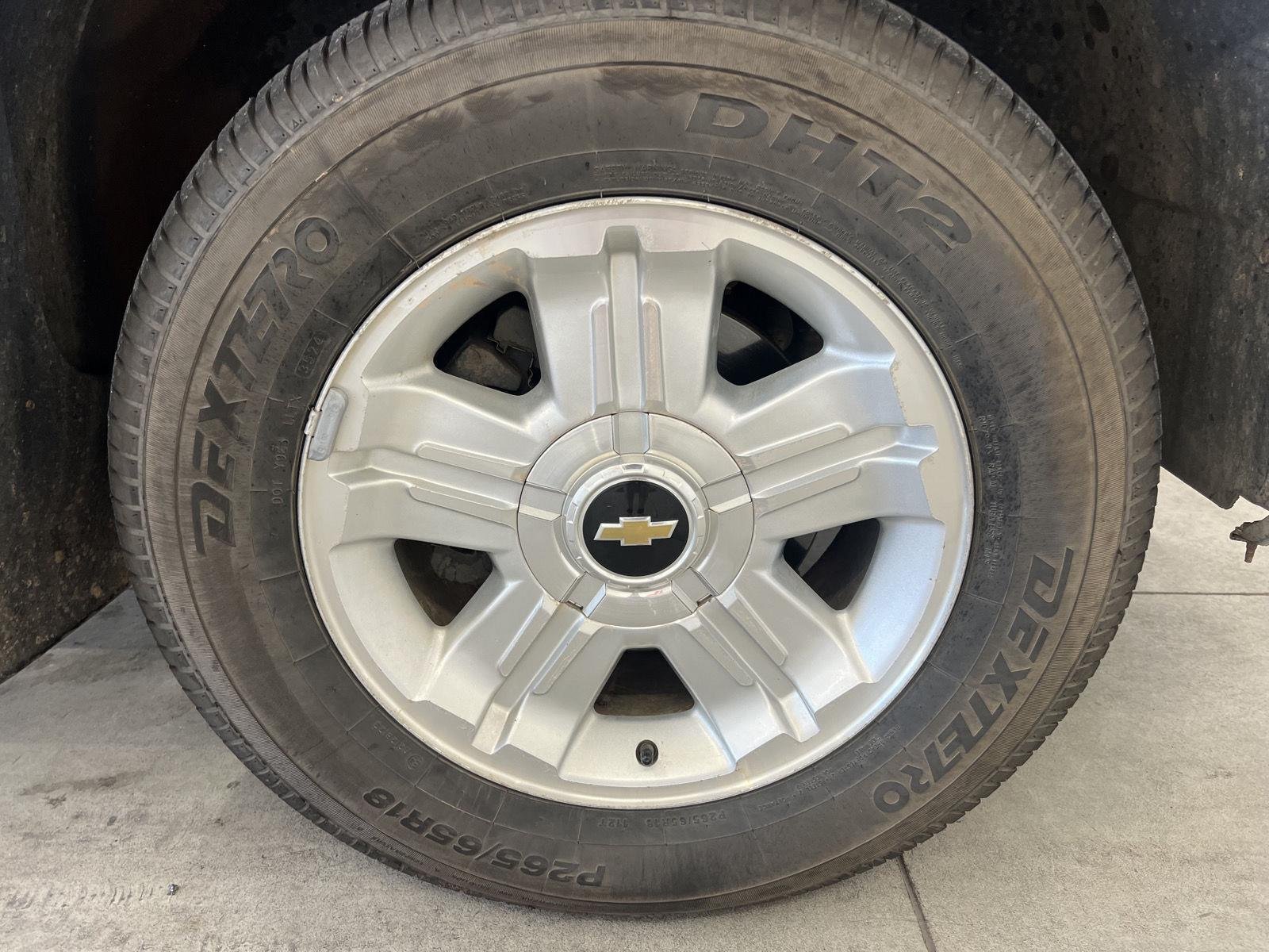 Used 2013 Blue Granite Metallic Chevrolet LT image 3