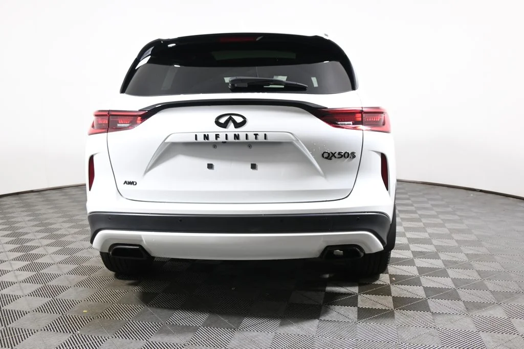 Certified Used 2023 White INFINITI SPORT image 6