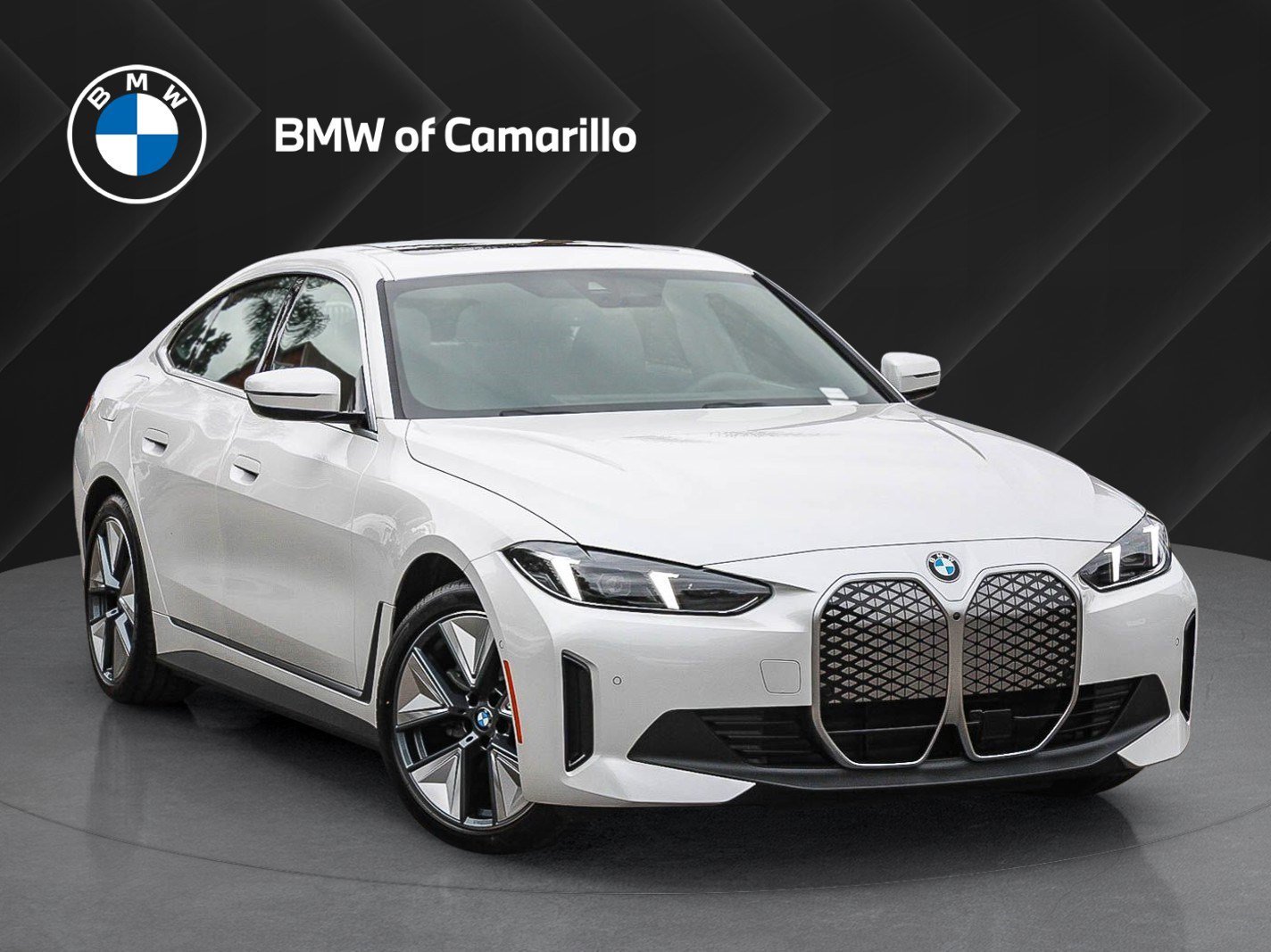 New 2026 Mineral White Metallic BMW eDrive40 image 1