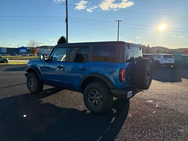New 2025 Velocity Blue Metallic Ford Badlands® image 5