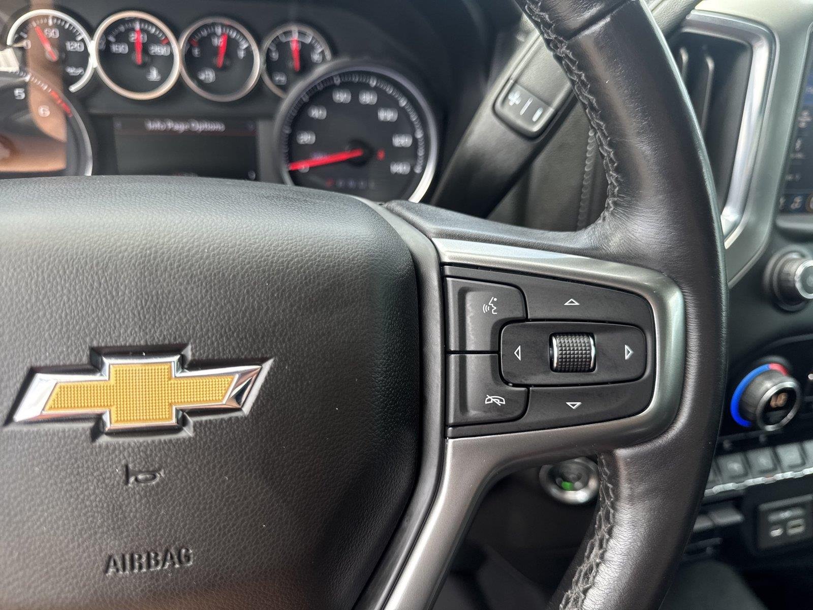 Used 2021 BLACK Chevrolet LT image 21