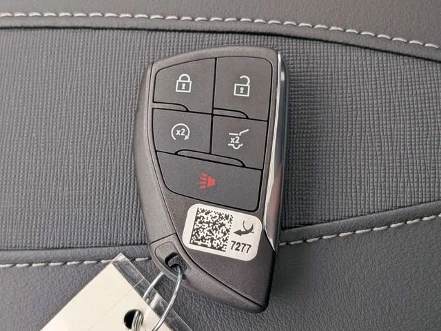 New 2026 Moonstone Gray Metallic Buick Sport Touring image 34