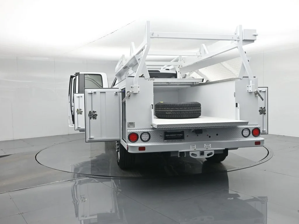 New 2026 White Ford XL image 42
